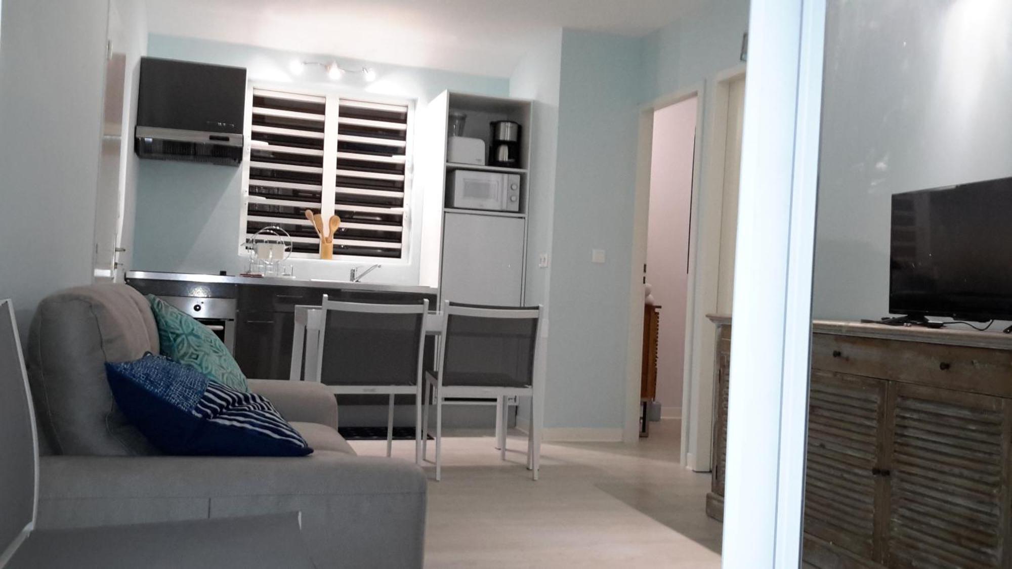 Habitation Pineau Villa เดเอ ภายนอก รูปภาพ