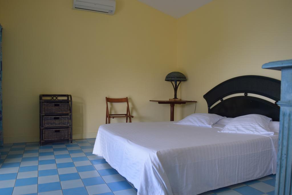 Habitation Pineau Villa เดเอ ภายนอก รูปภาพ