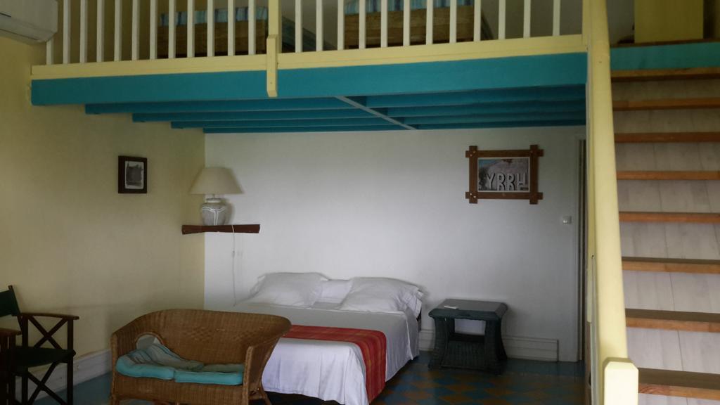 Habitation Pineau Villa เดเอ ภายนอก รูปภาพ