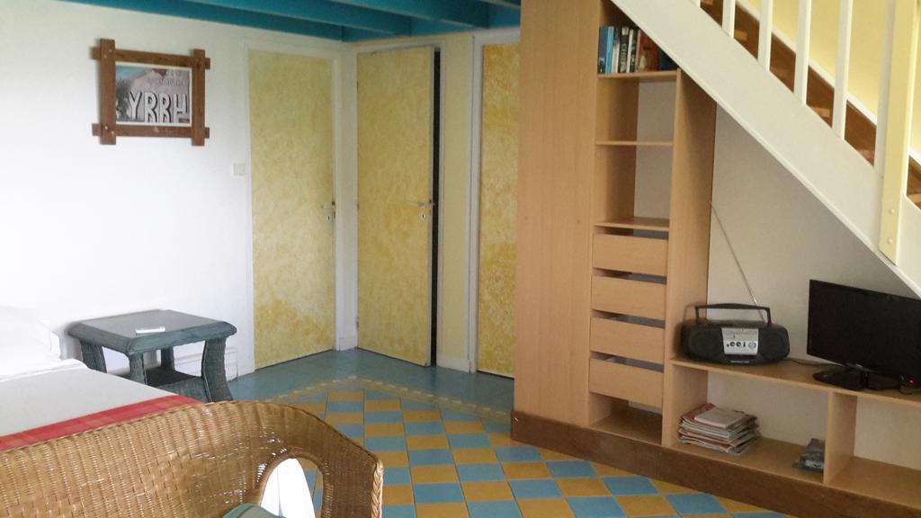 Habitation Pineau Villa เดเอ ภายนอก รูปภาพ