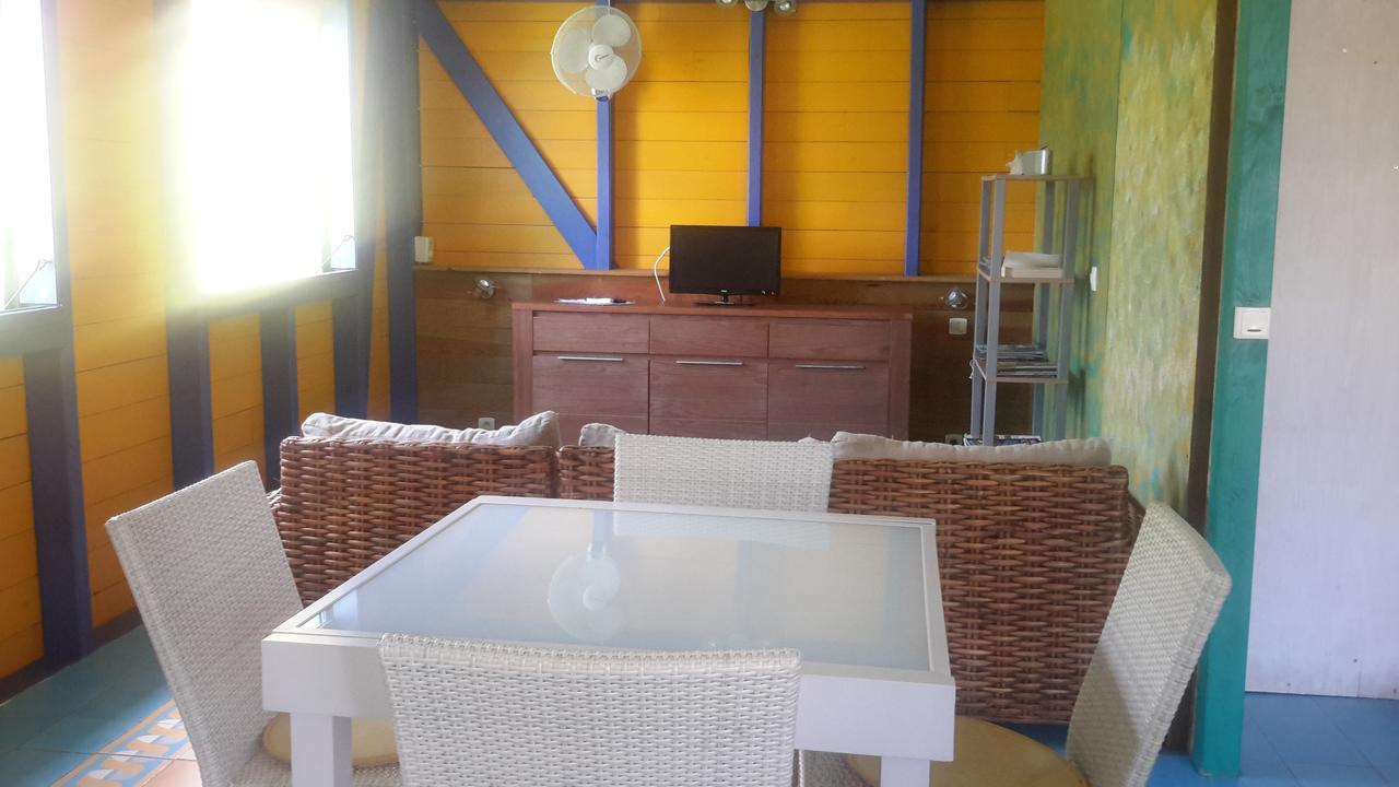 Habitation Pineau Villa เดเอ ภายนอก รูปภาพ